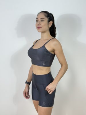 SHORTS CLÁSSICO COM BOLSOS GRAFITE