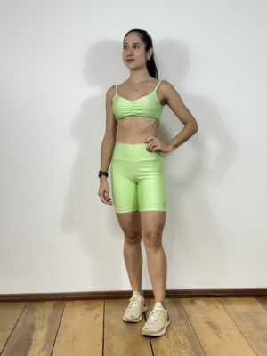 BERMUDA BASIC VERDE MENTA