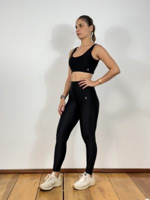 TOP CLÁSSICO PRETO