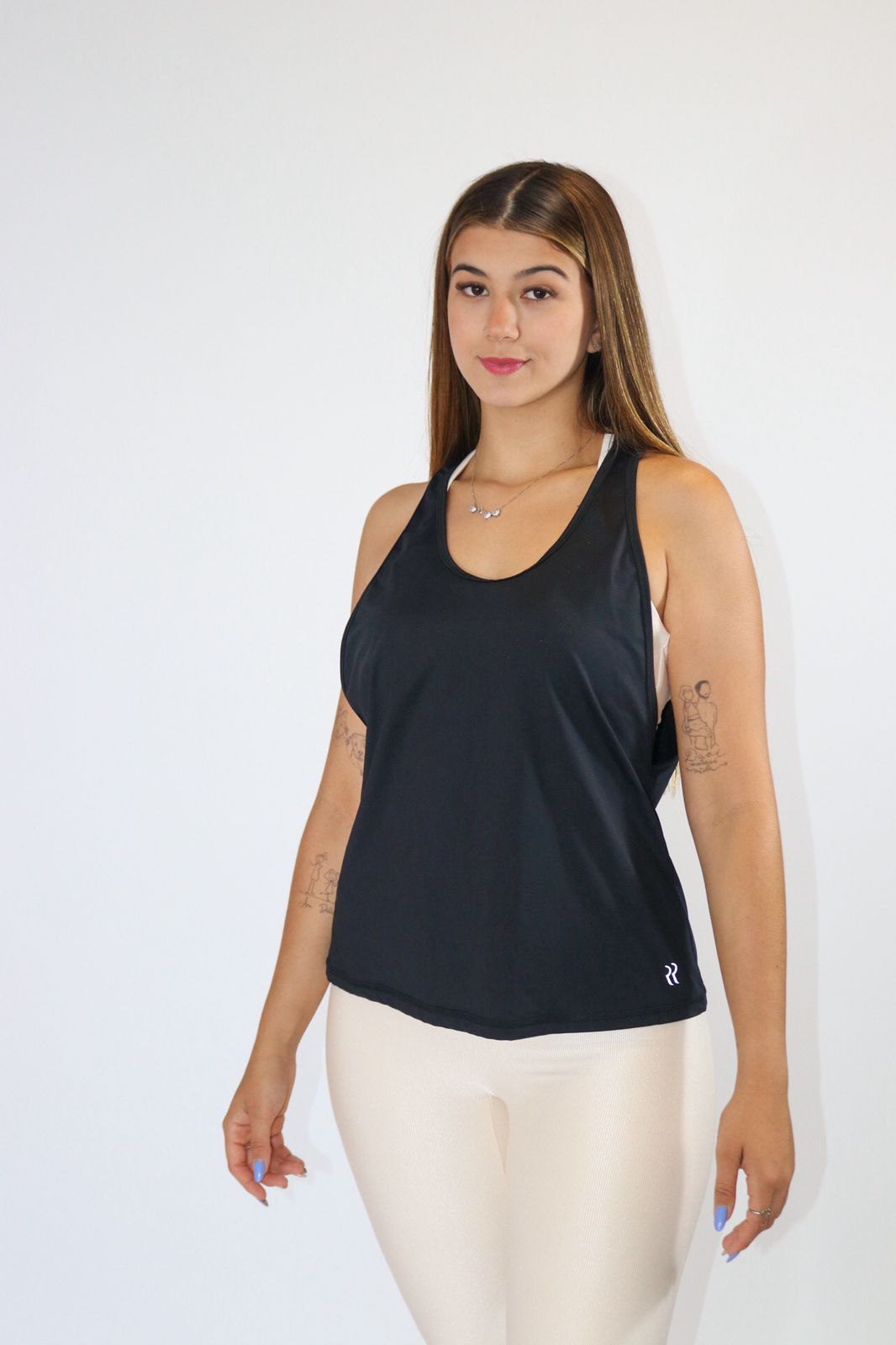 REGATA FREE PRETA - Imagem 3