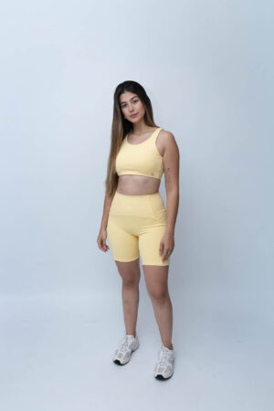 SHORTS FUNCIONAL AMARELO